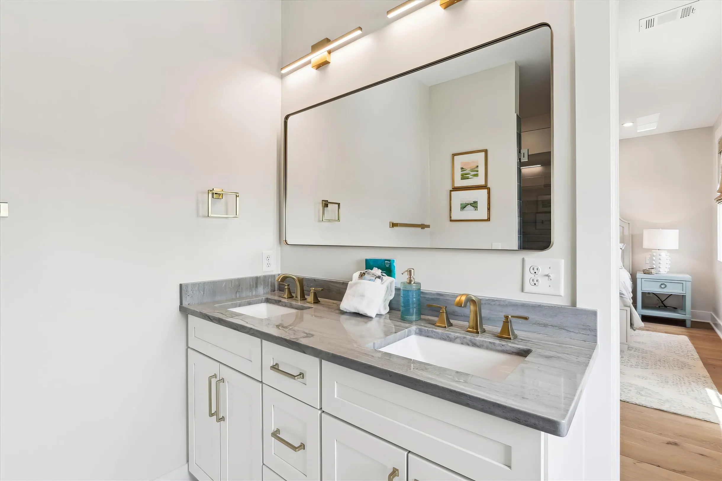 Wander Hilton Head Modern #32