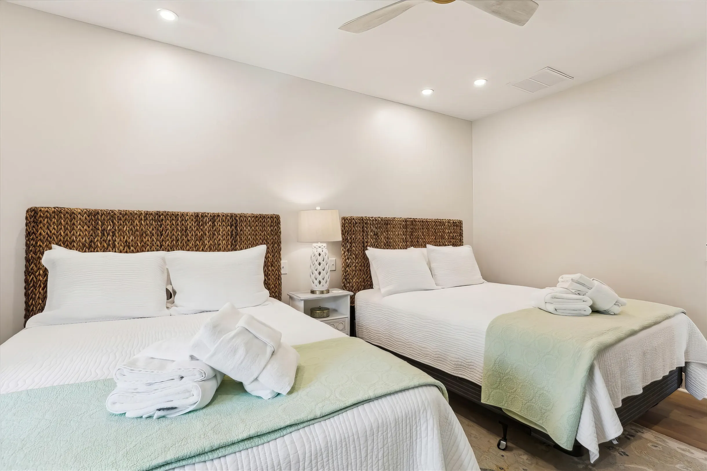 Wander Hilton Head Modern #35