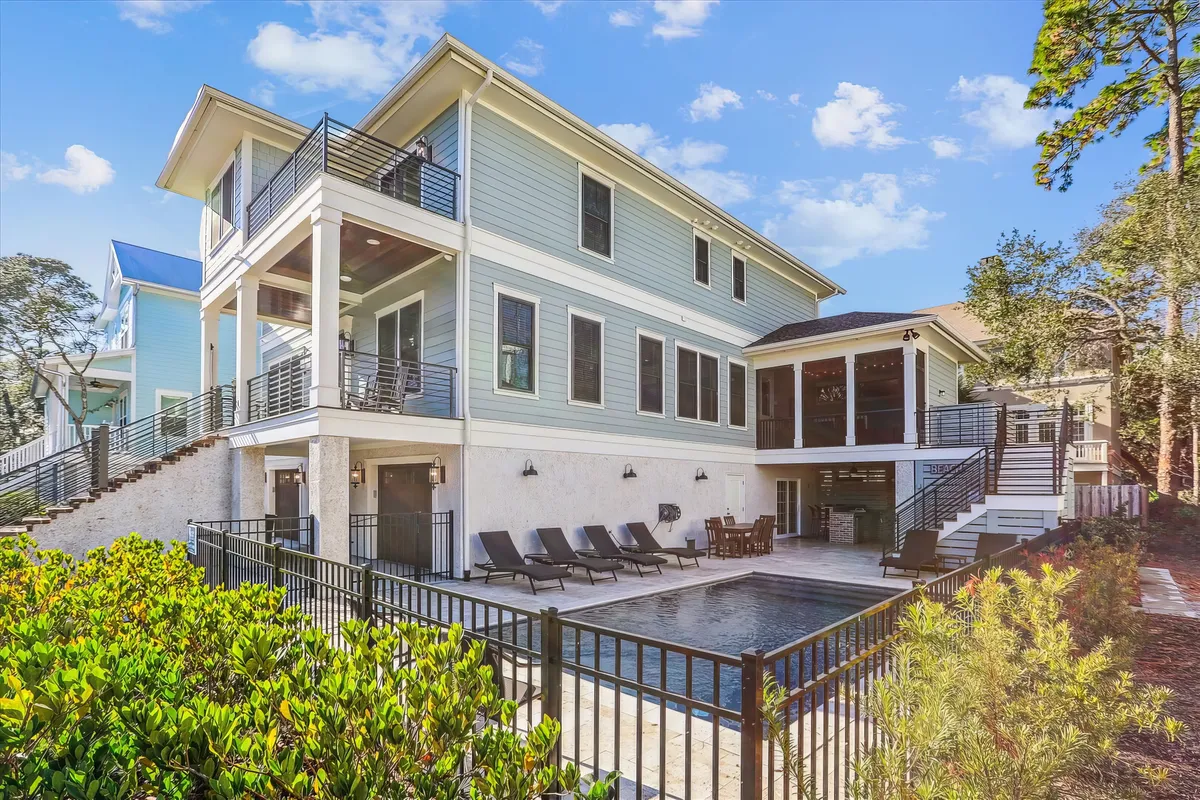 Wander Hilton Head Oasis