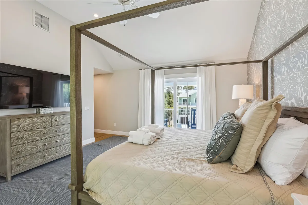 Bedroom 5 image