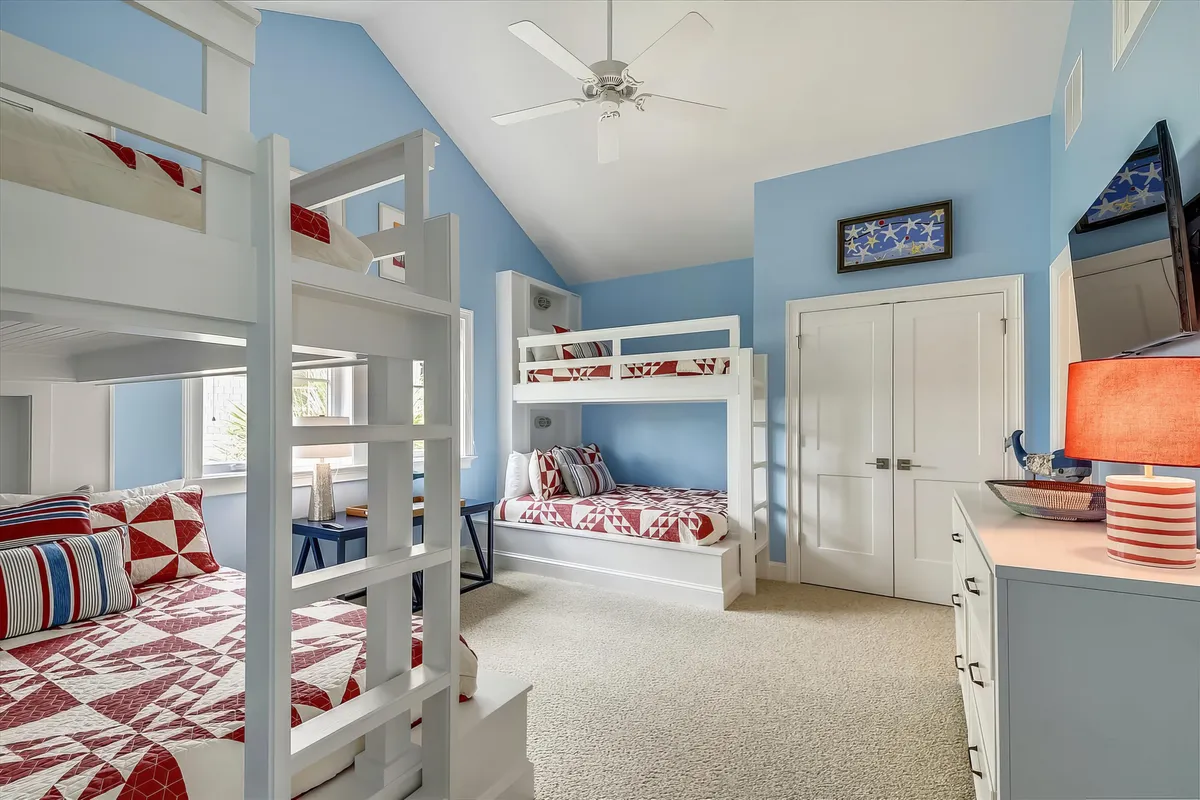 Bedroom 5 image