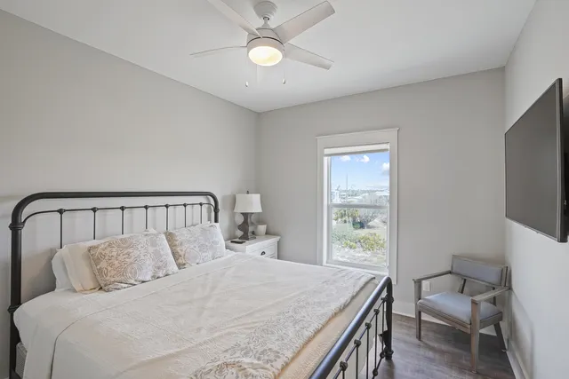 Bedroom 3 image 1
