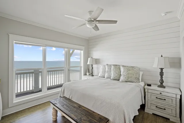 Bedroom 1 image 1