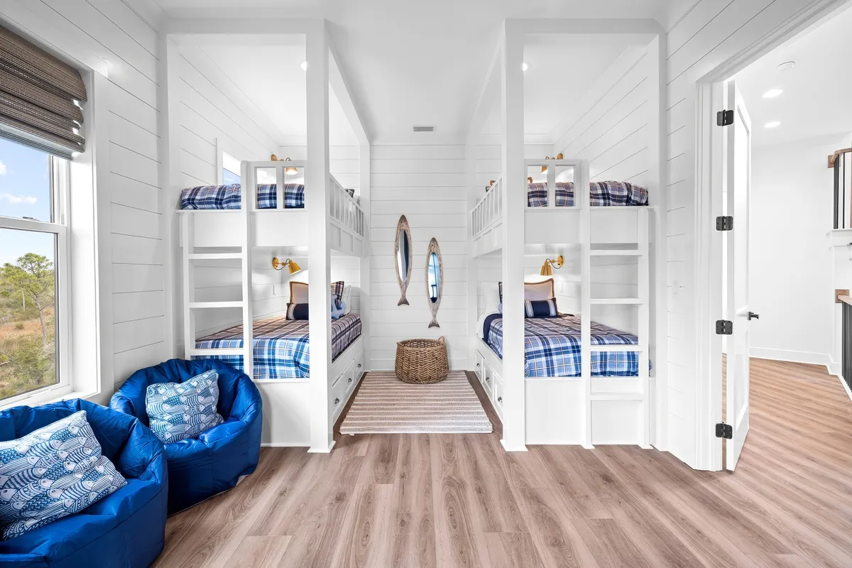 Bunk Bedroom 1 image