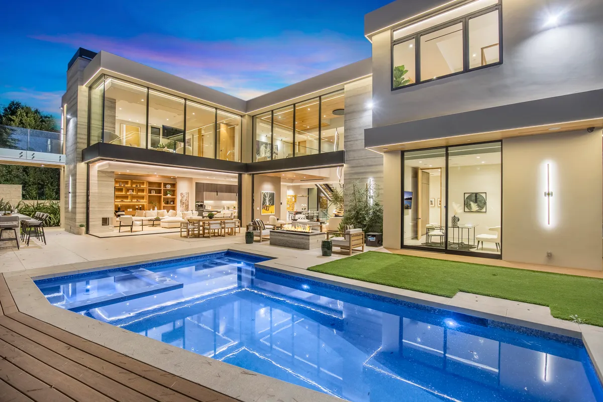 Wander Beverly Hills Oasis #1
