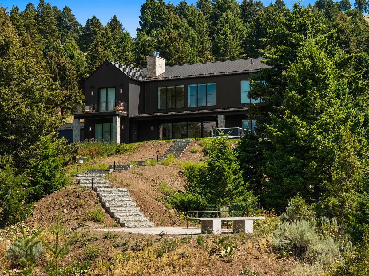 Wander Bozeman Lodge