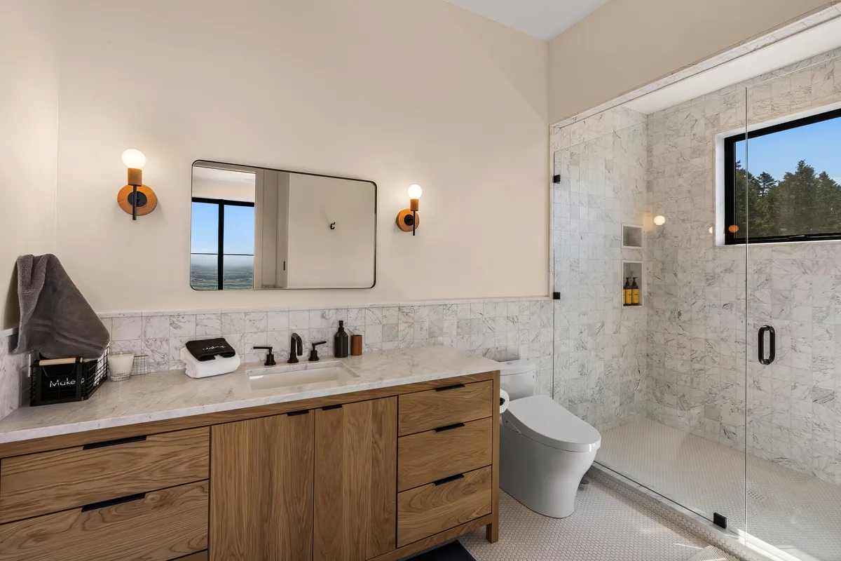 Wander Bozeman Lodge