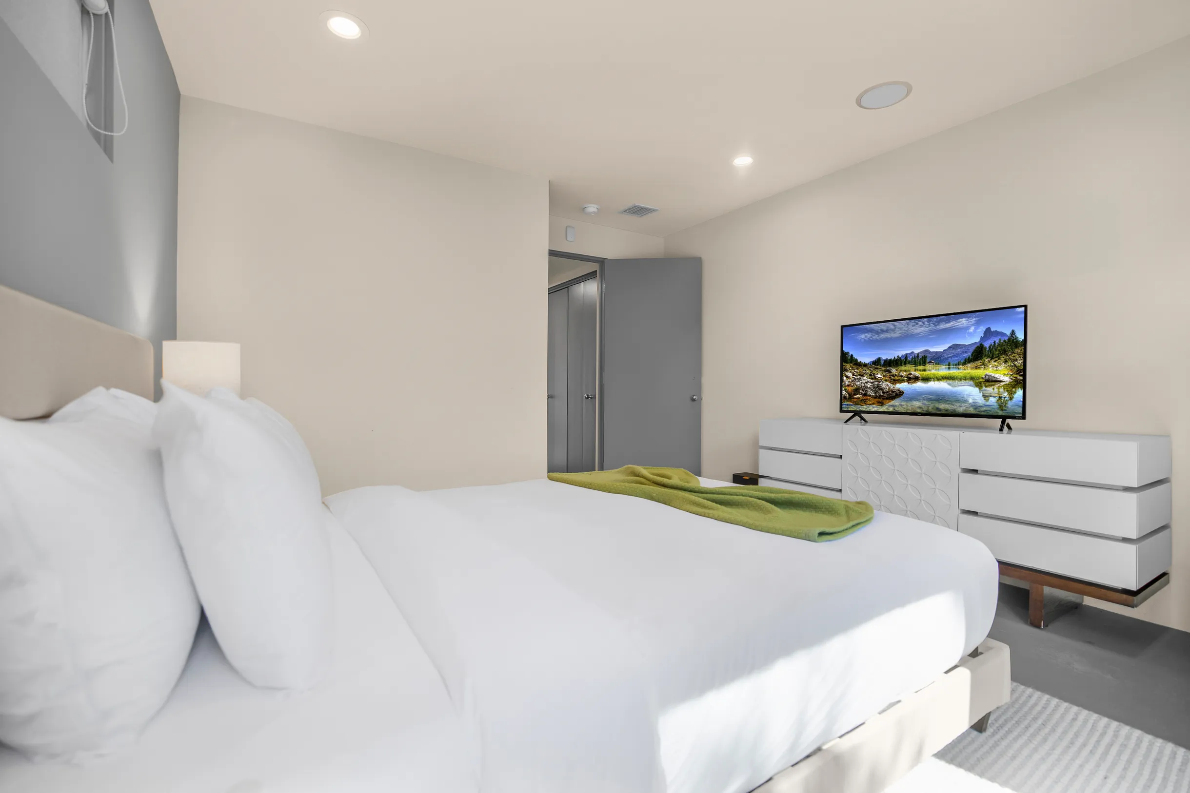 Wander Beverly Hills Garden #20