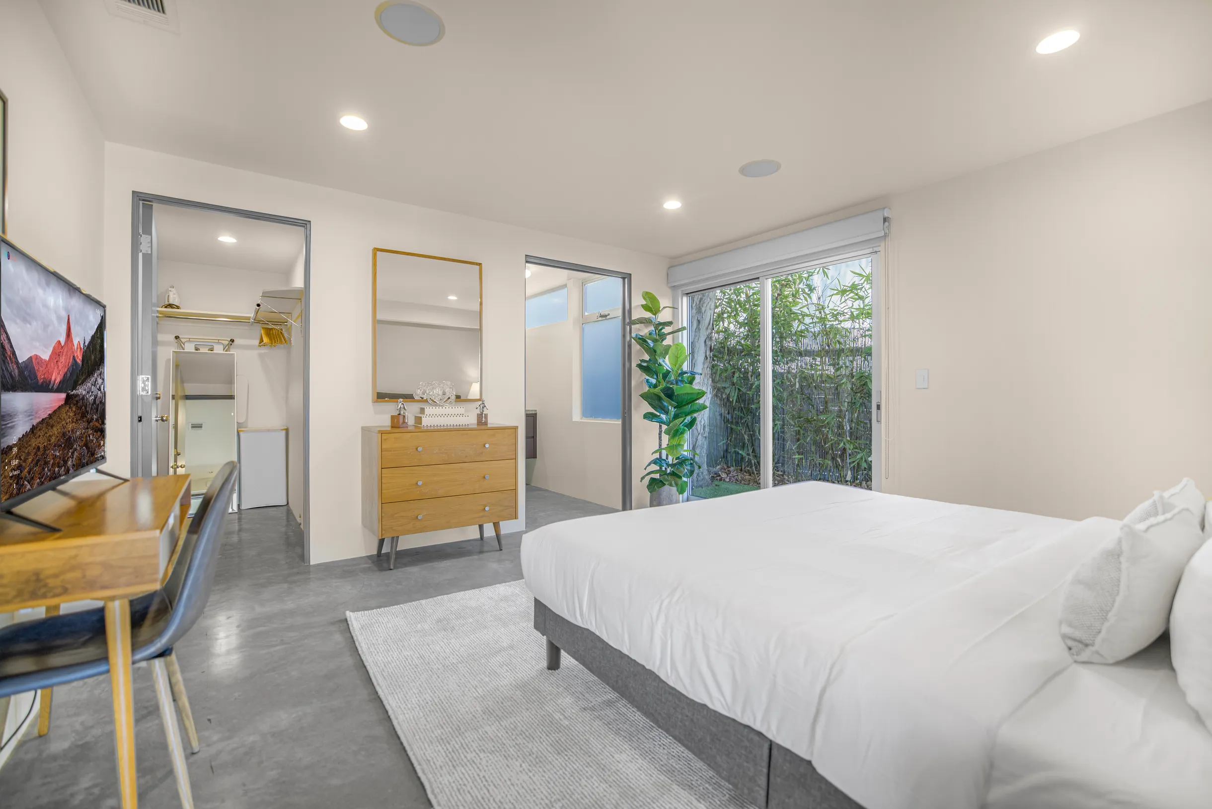 Wander Beverly Hills Garden #27