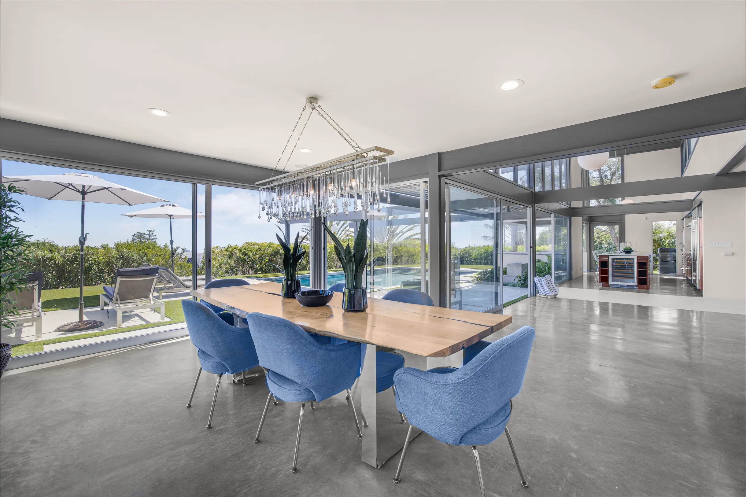 Wander Beverly Hills Garden #11