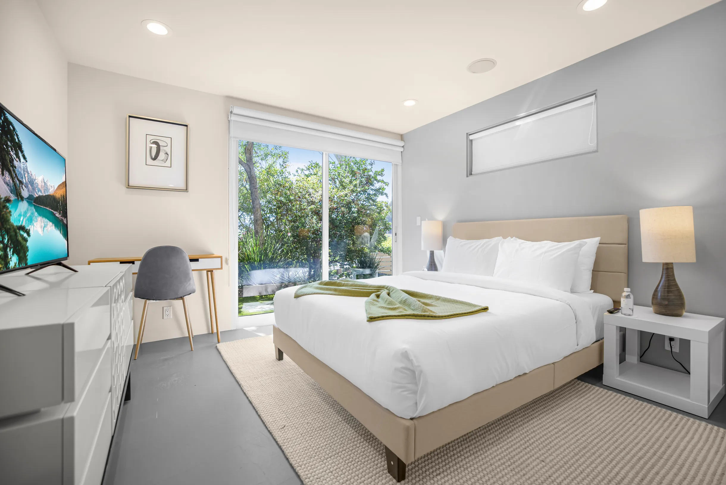 Wander Beverly Hills Garden #16