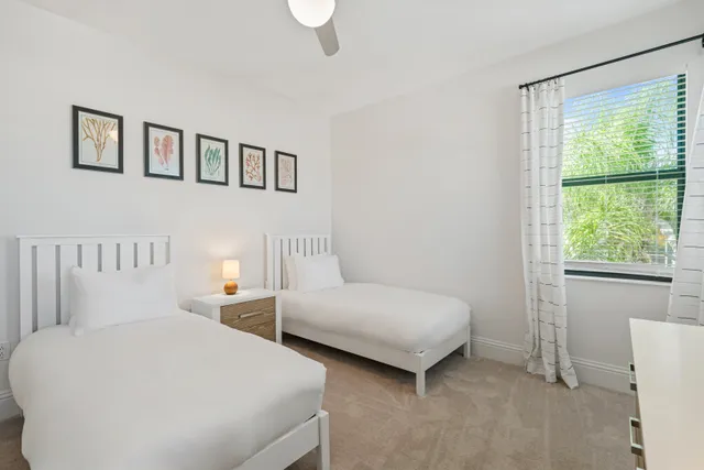 Bedroom 4 image 1