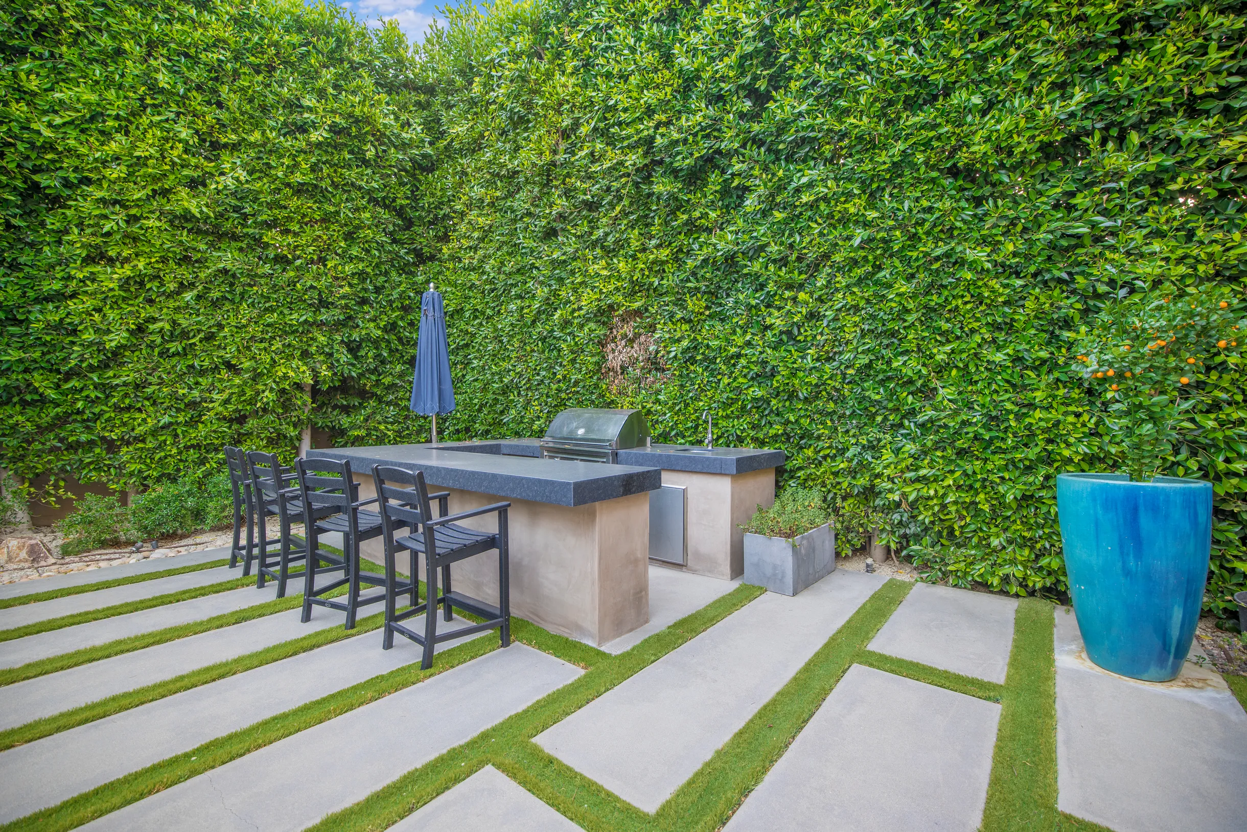 Wander Beverly Hills Glow #52