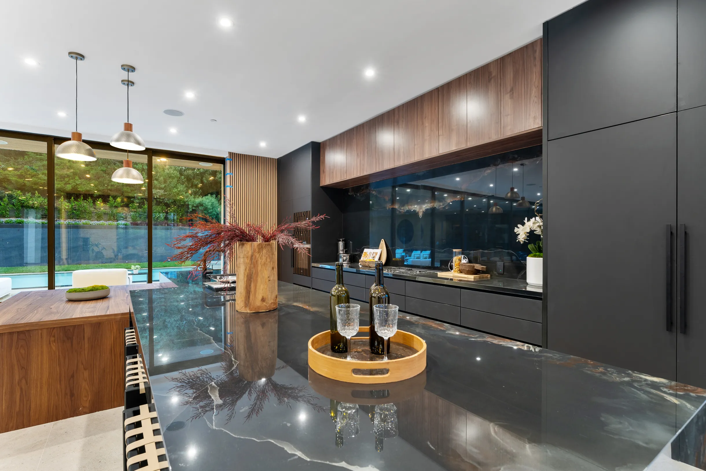 Property in Beverly Hills, Los Angeles property photo 5