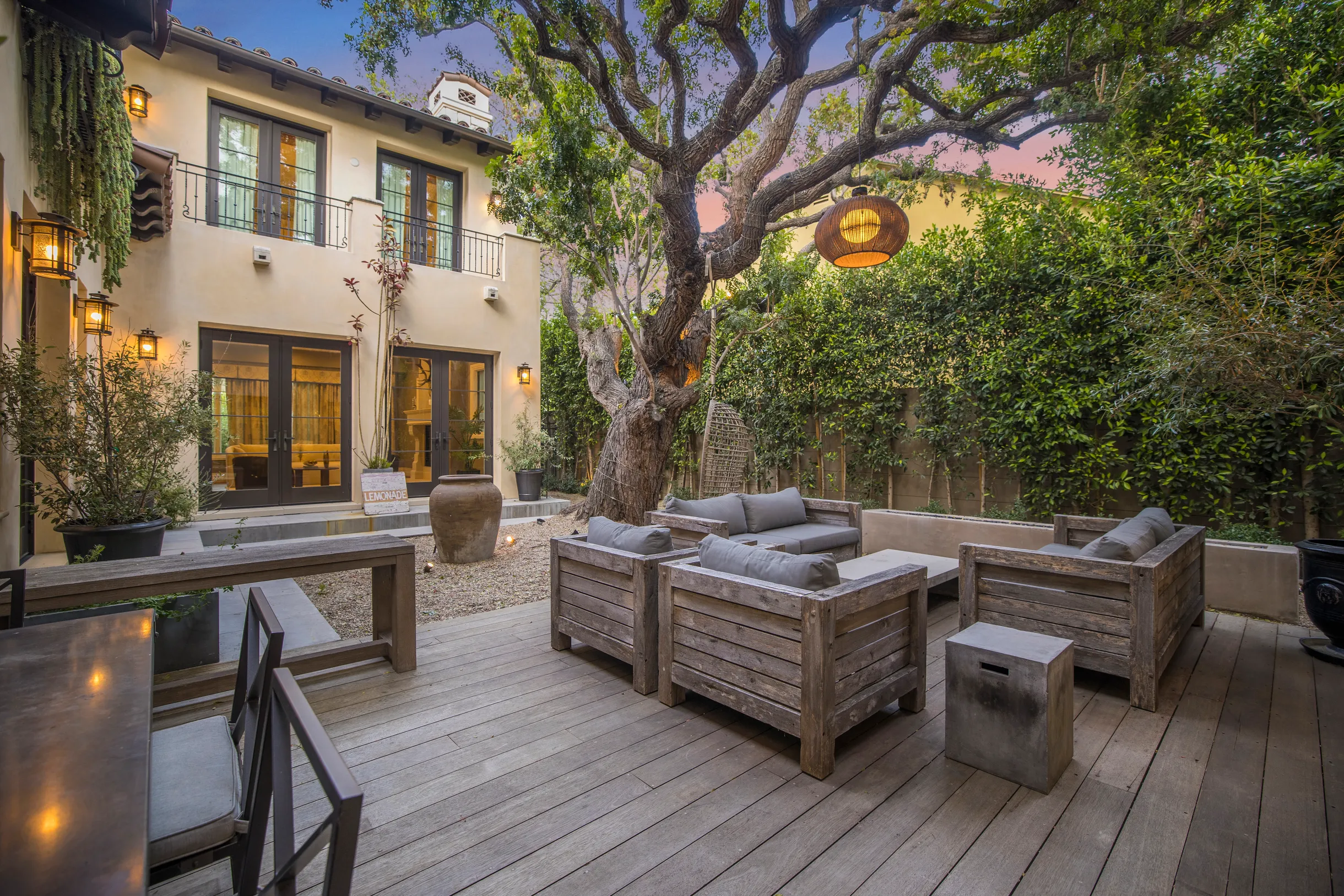 Wander Beverly Hills Glow #61