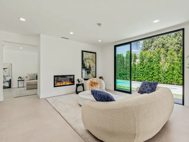 Wander Los Angeles Modern #32