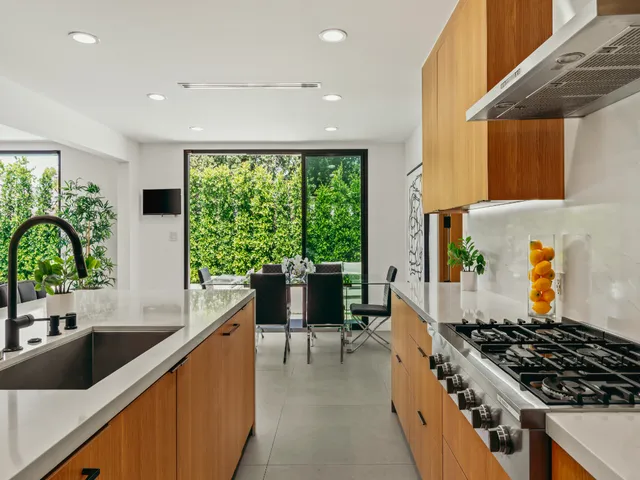 Wander Los Angeles Modern #28