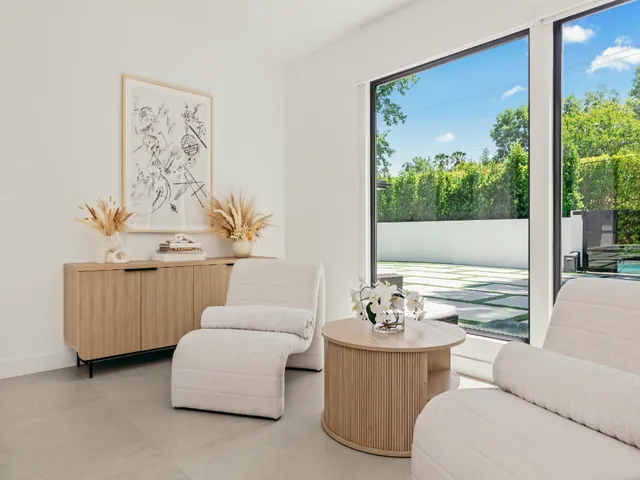 Wander Los Angeles Modern #37