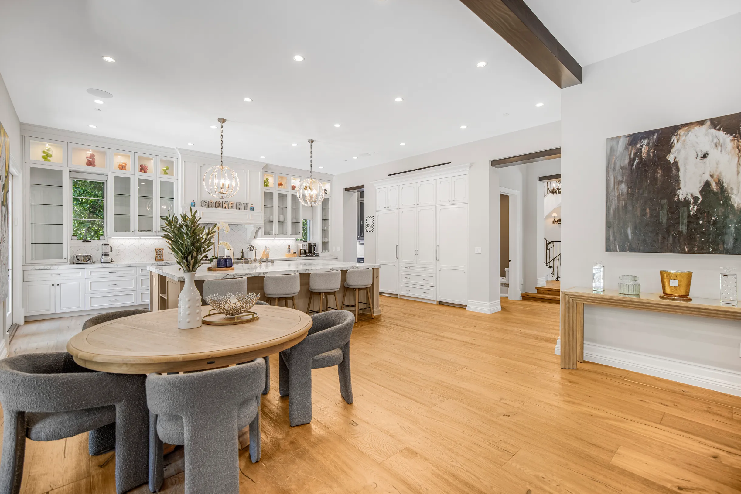 Wander Beverly Hills Glow #63