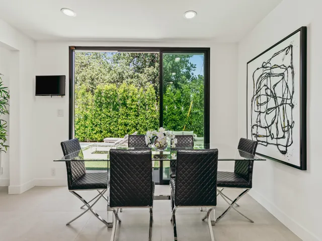 Wander Los Angeles Modern #10