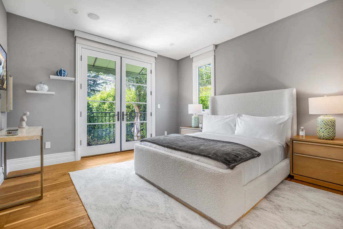 Bedroom 3 image