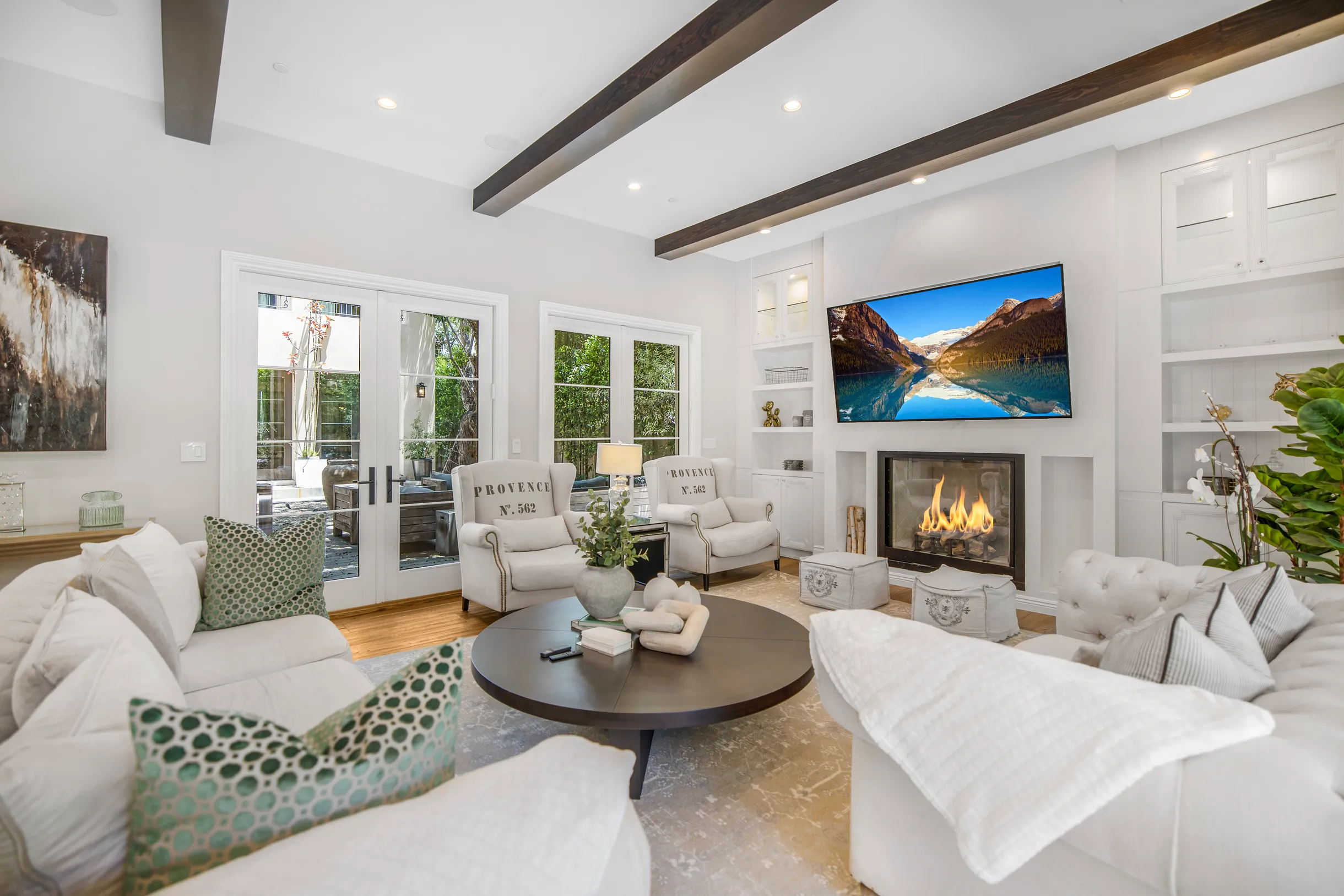 Wander Beverly Hills Glow #23