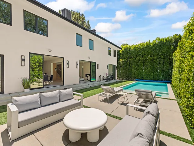 Wander Los Angeles Modern #12