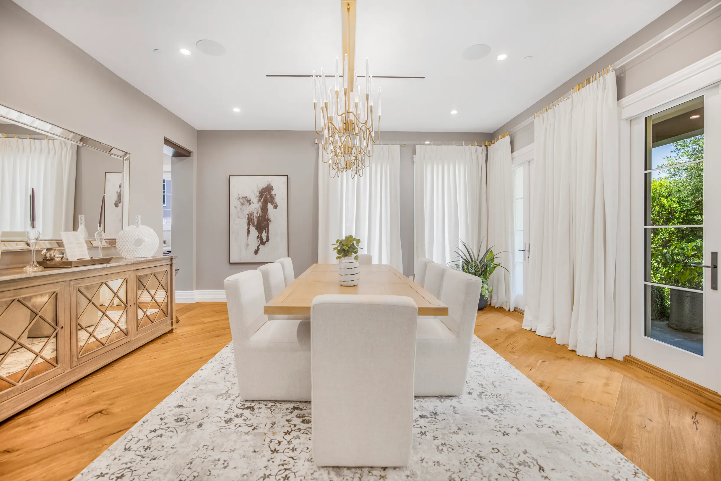 Wander Beverly Hills Glow #49