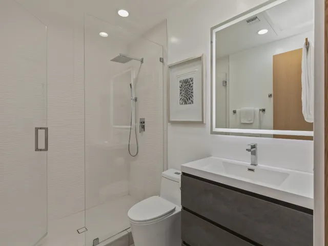 Wander Los Angeles Modern #18