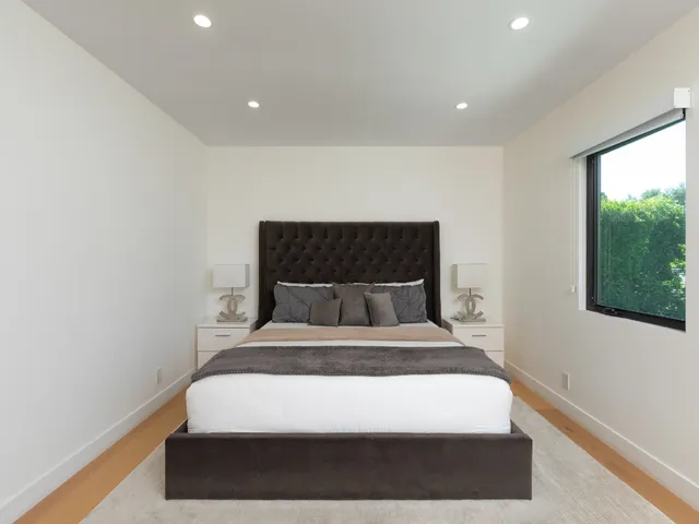 Bedroom 4 image