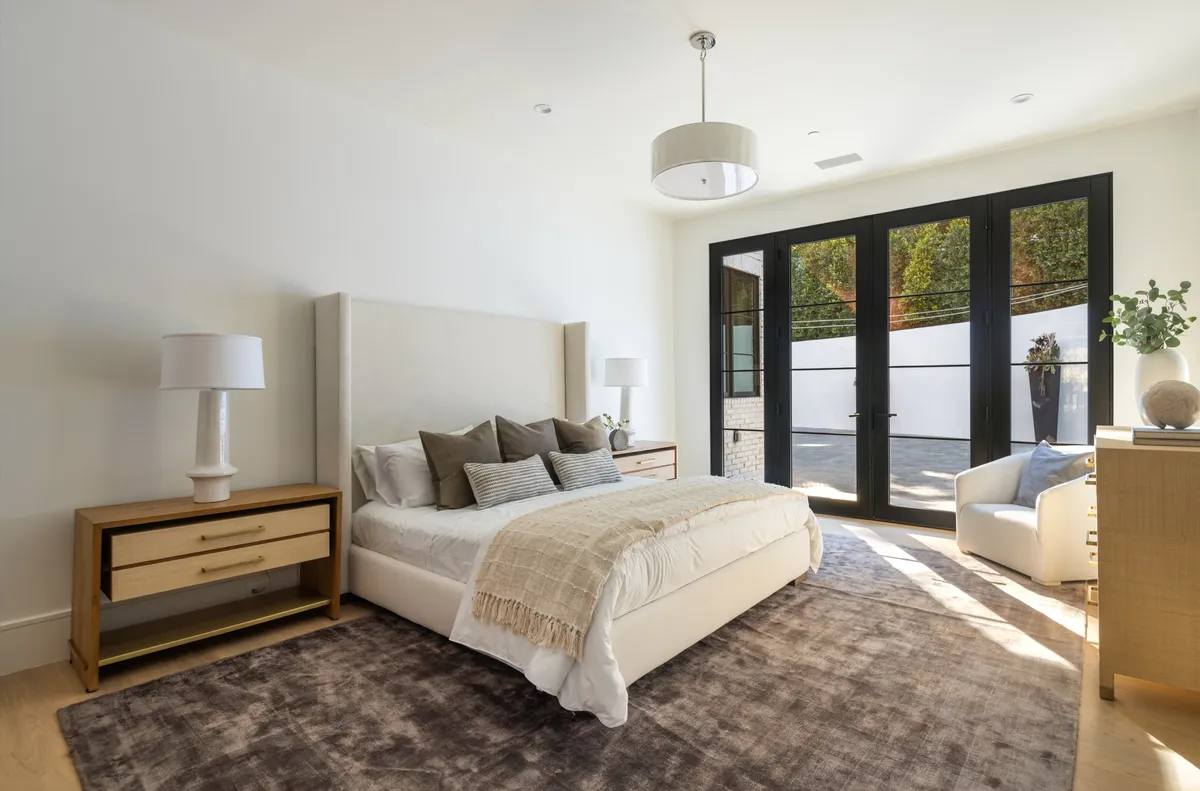 Bedroom 3 image