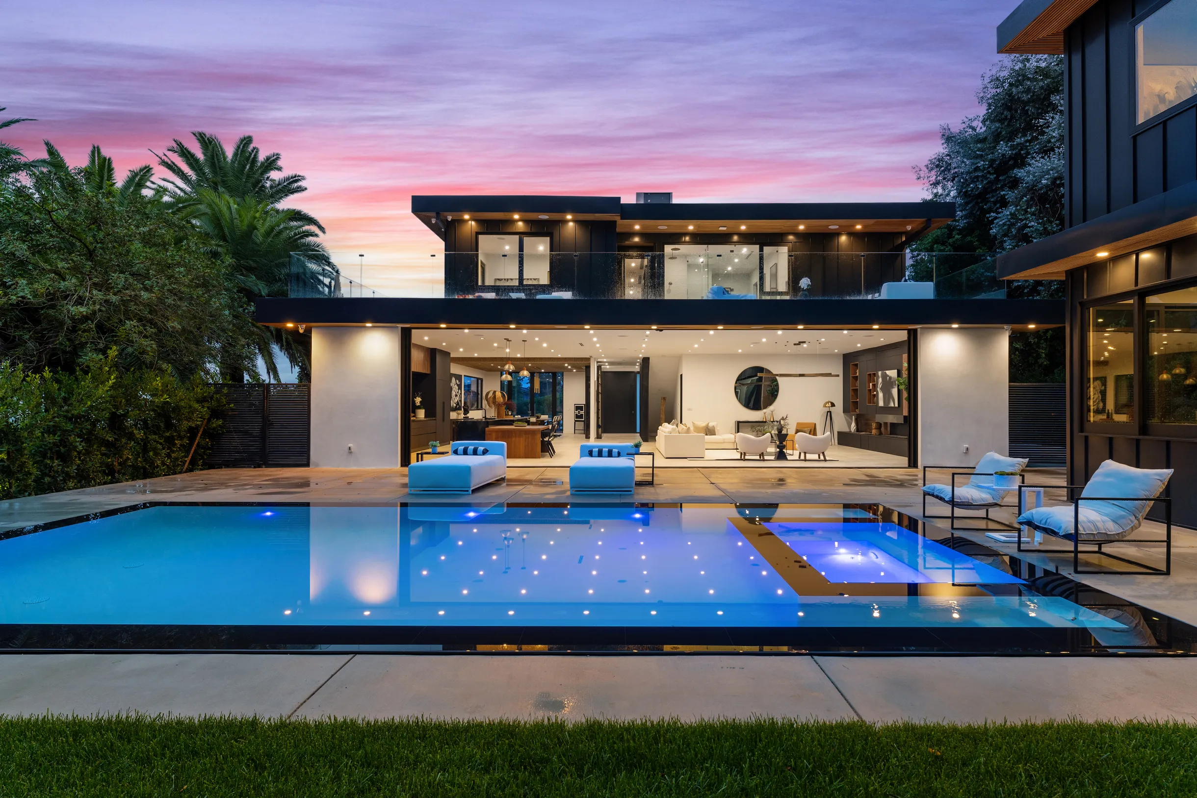 Property in Beverly Hills, Los Angeles property photo 2