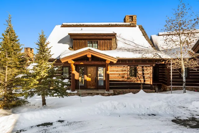 Wander Big Sky Cabin #5