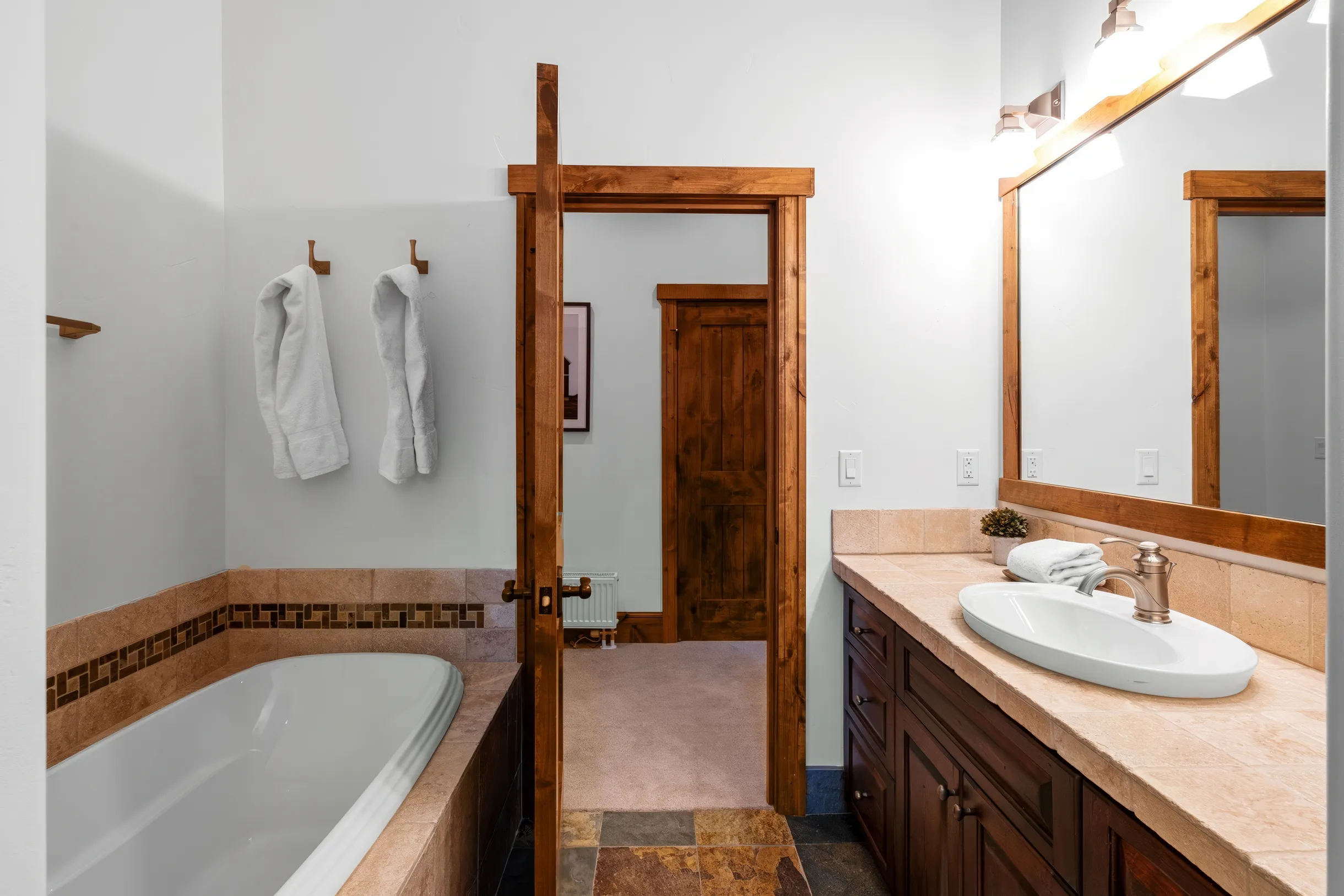 Wander Big Sky Cabin #8