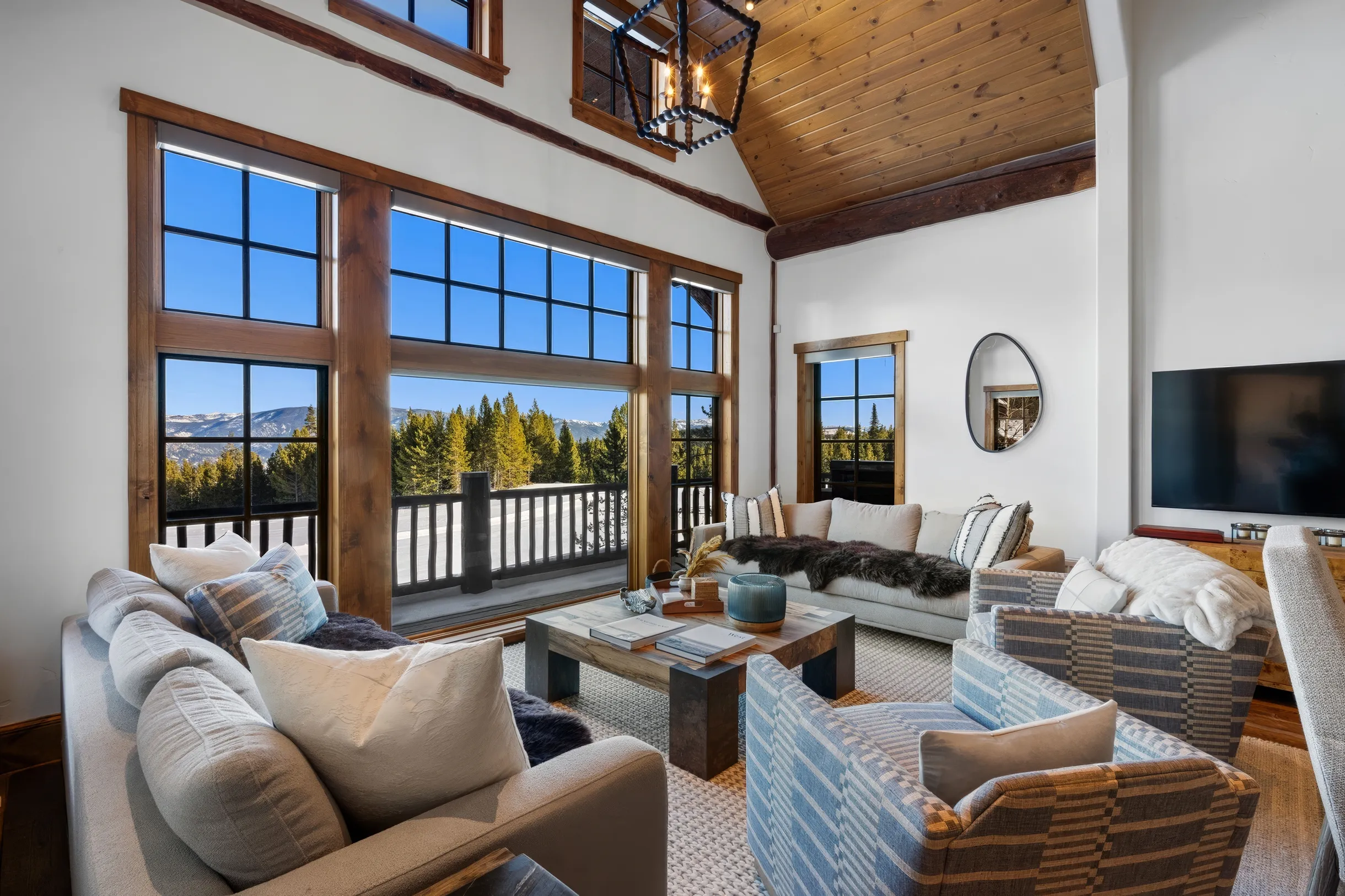 Wander Big Sky Cabin #12