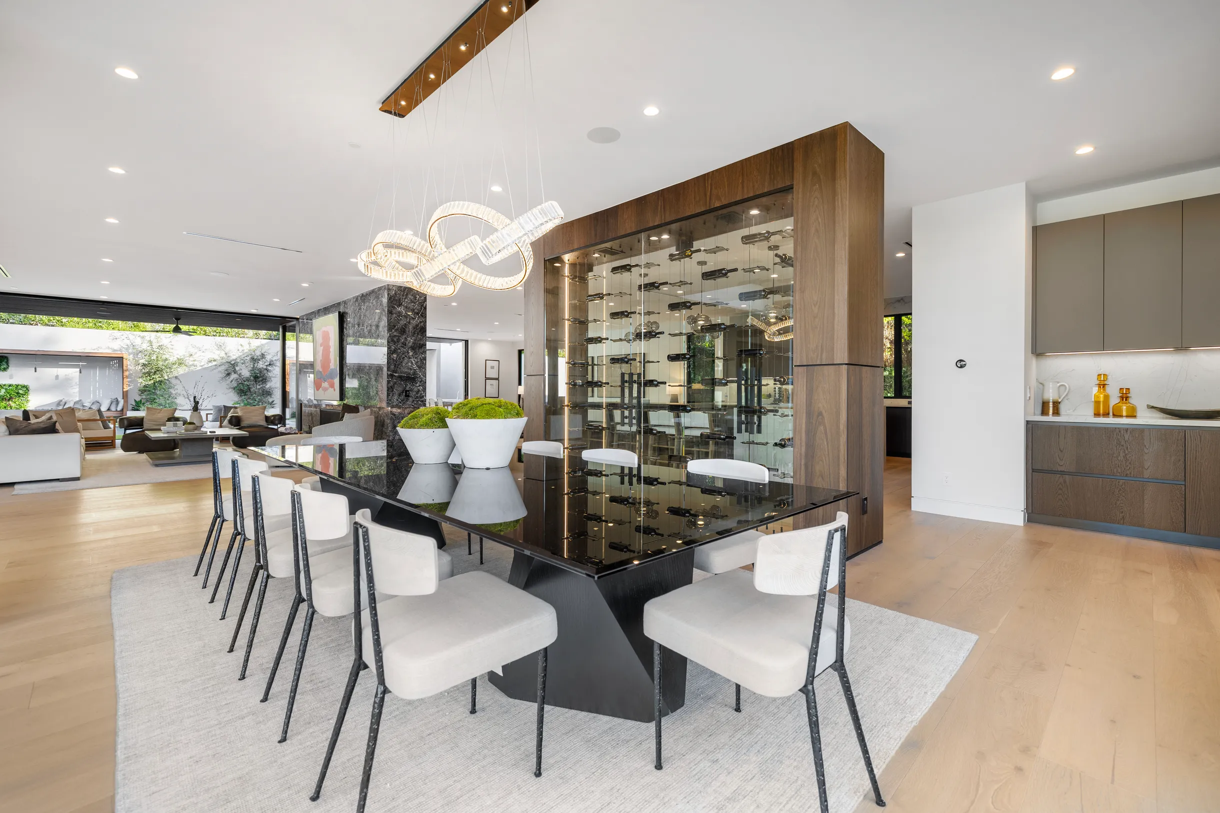 Wander Sherman Oaks Retreat #34