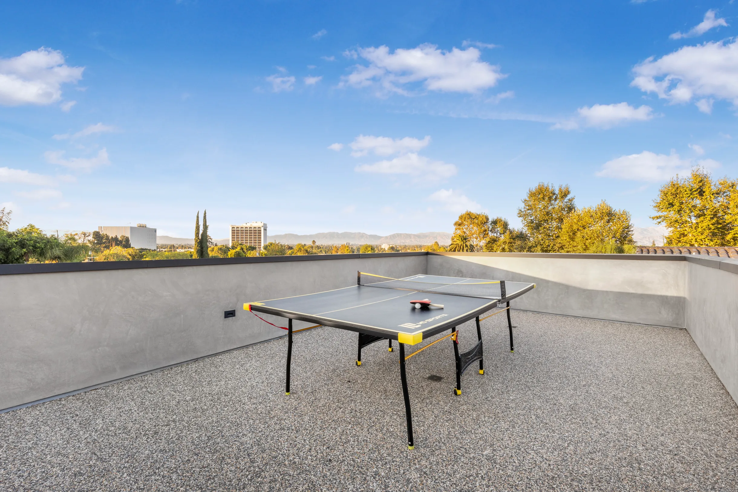 Wander Sherman Oaks Retreat #42