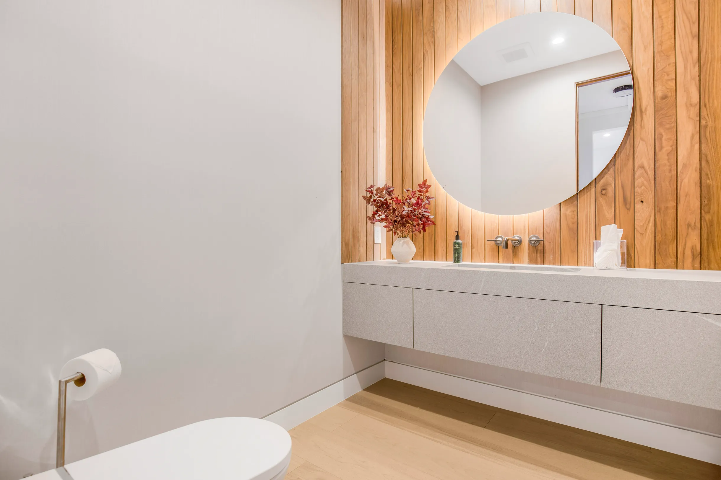 Wander Sherman Oaks Retreat #22