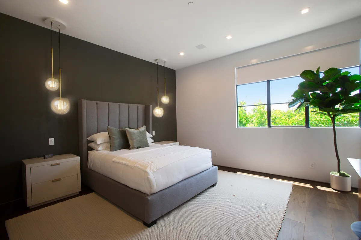 Bedroom 4 image