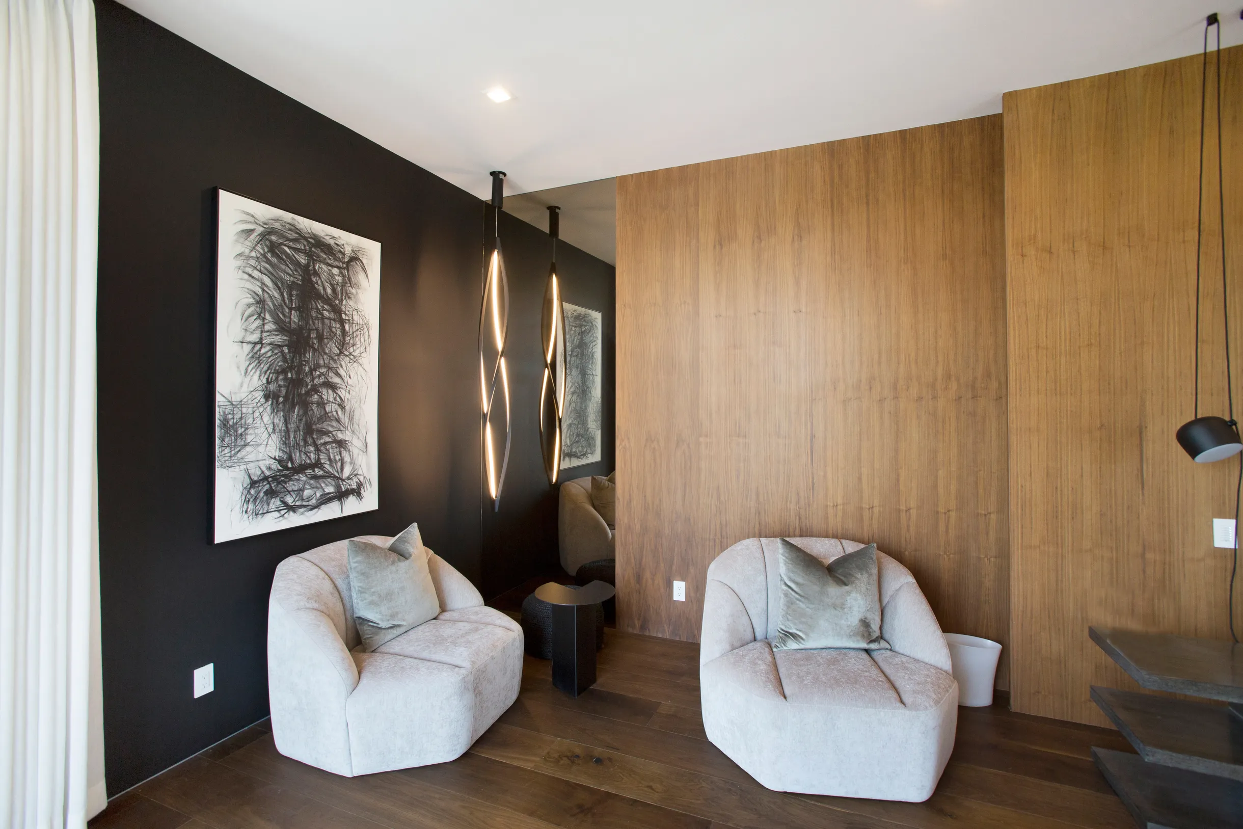 Wander Beverly Hills Escape #34