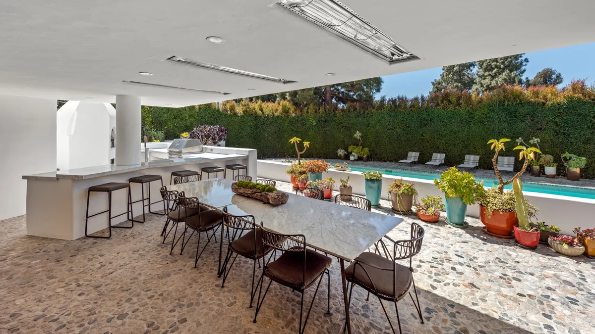 Wander Hollywood Hills Allure #73