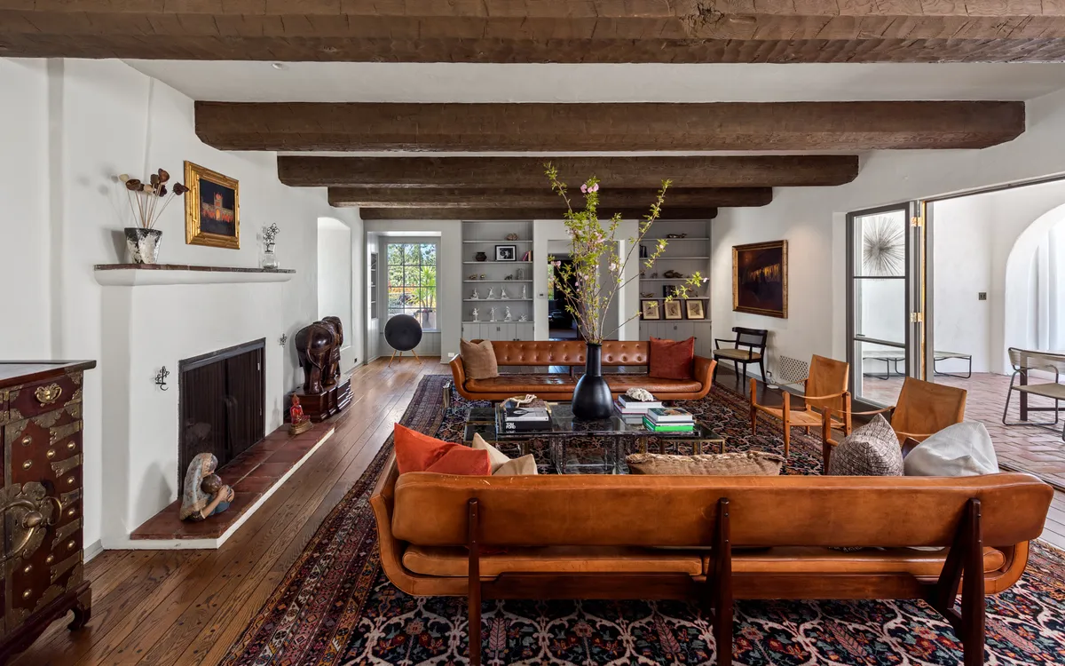 Wander Hollywood Hills Allure #37