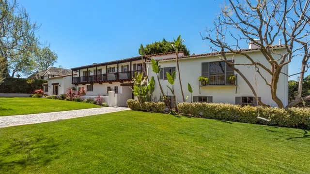 Wander Hollywood Hills Allure #5