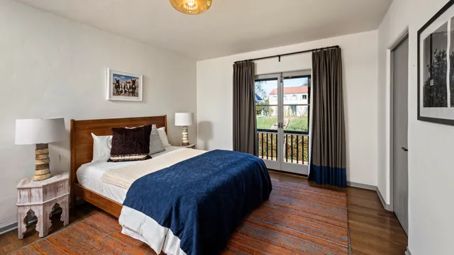 Bedroom 3 image 1