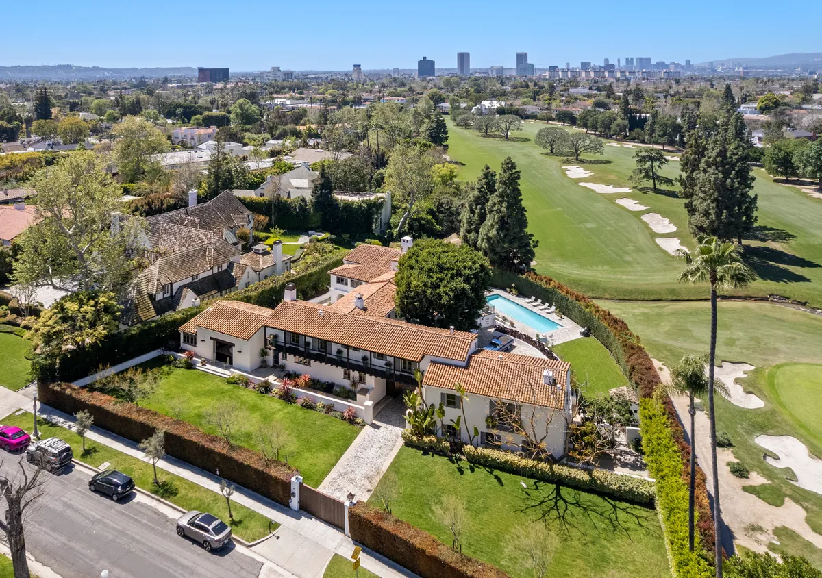Wander Hollywood Hills Allure #81