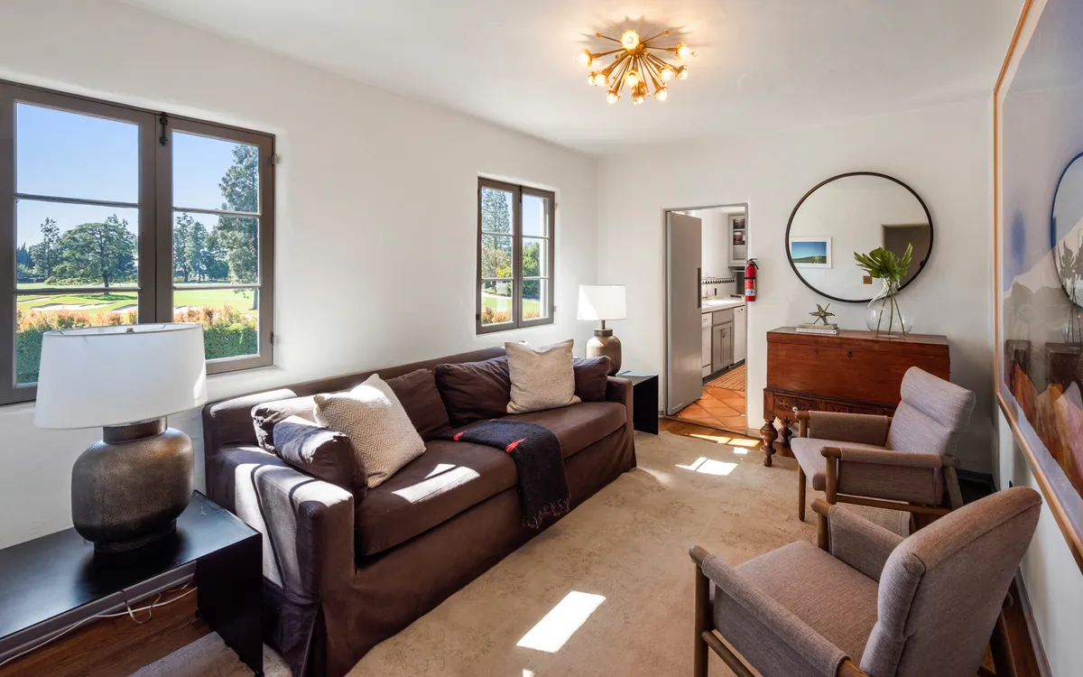 Wander Hollywood Hills Allure #65