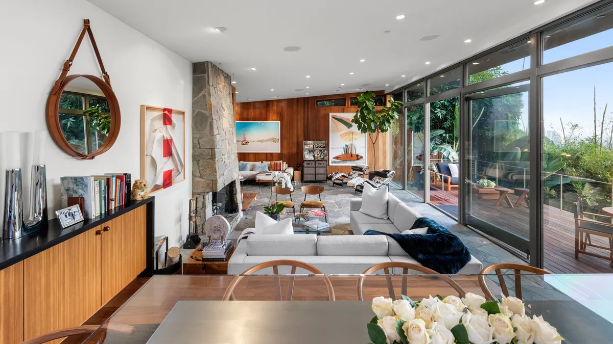 Wander Beverly Hills Gem #6