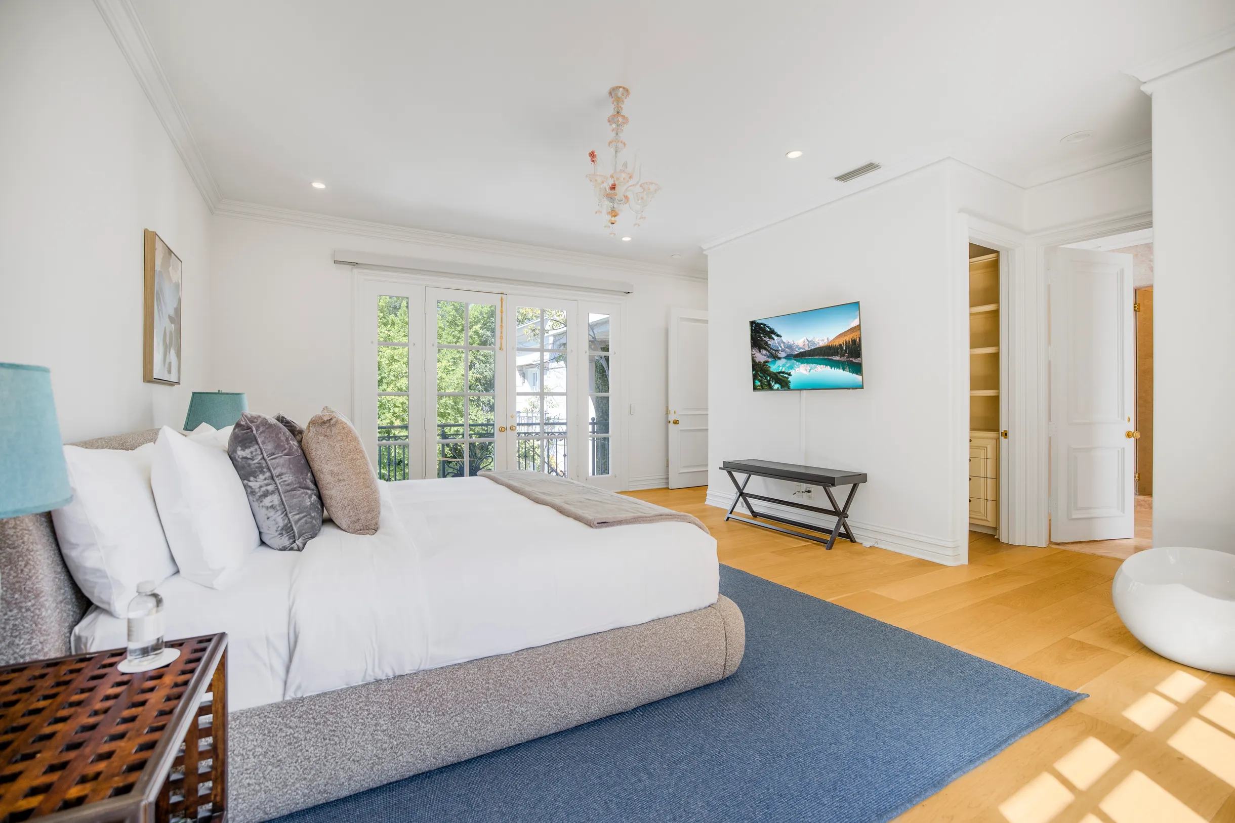 Wander Beverly Hills Villa #53