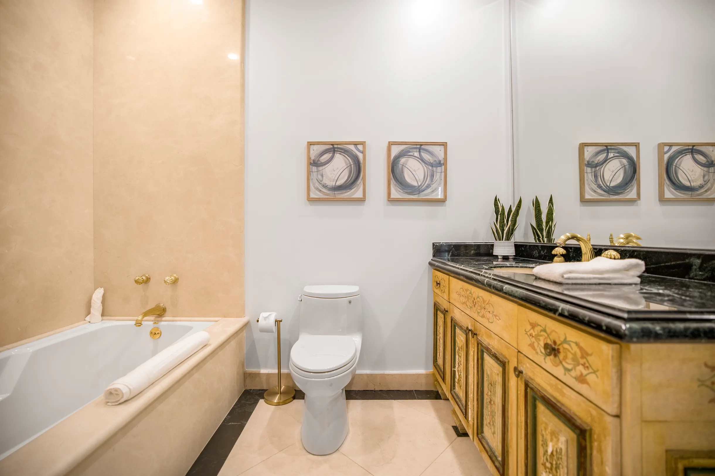 Wander Beverly Hills Villa #41