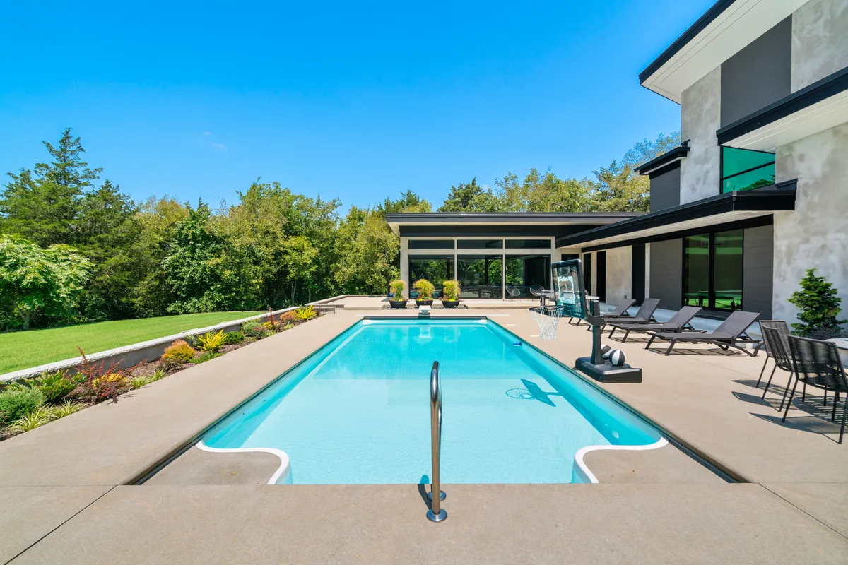 Wander Nashville Sanctuary